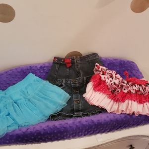 4 skirts size 4T